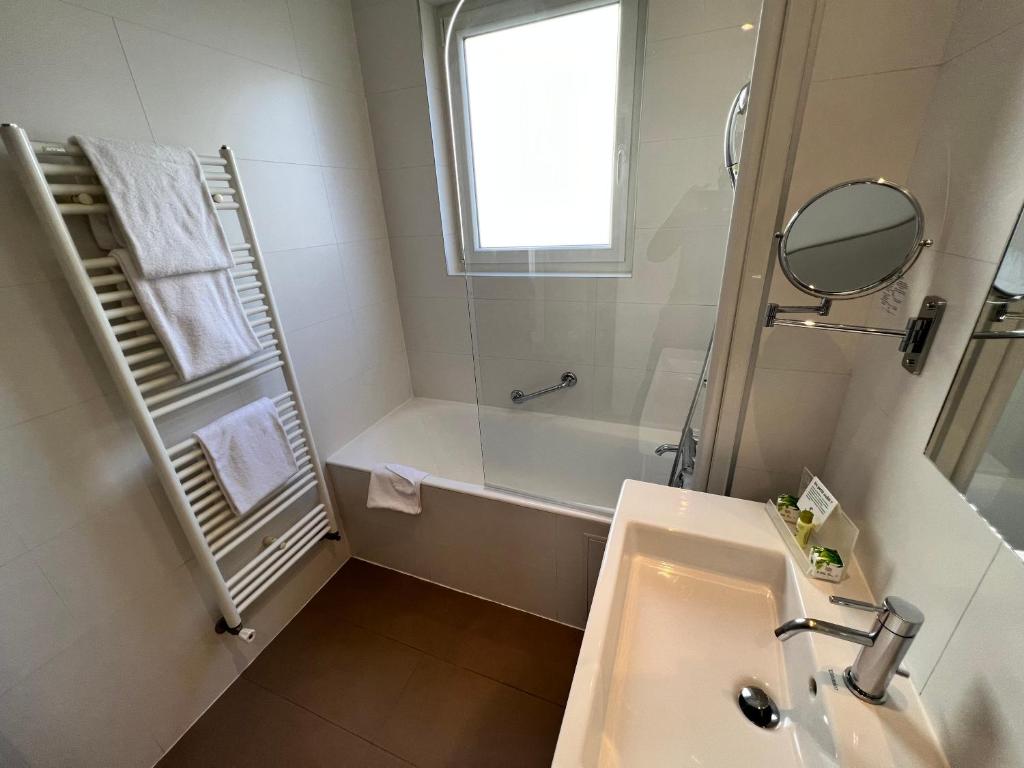 holidayinn auteuil 33