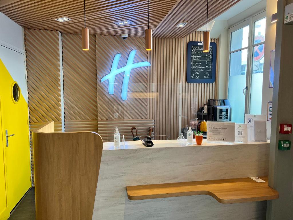 holidayinn auteuil 78