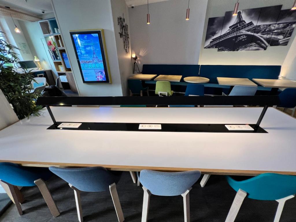 holidayinn auteuil 79